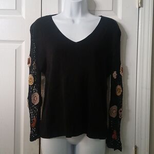 Joseph A. black lightweight sweater with crochet sleeves  Sz XL  NWOT